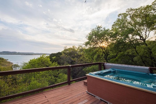 Bella'S Cove Home image 25