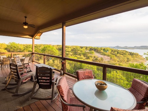 Bella'S Cove Home image 26