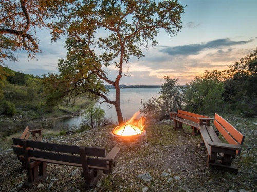 Bella'S Cove Home image 48