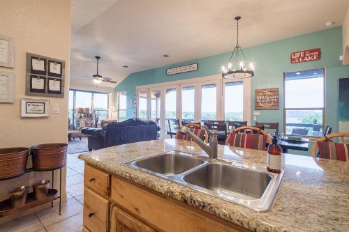 Bella'S Cove Home image 6